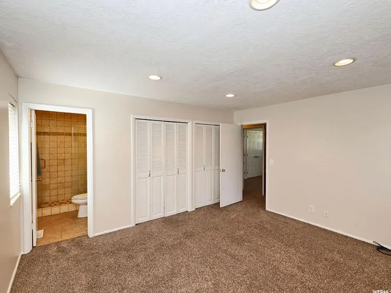 1891 E Zenda Way #B — Photo 17