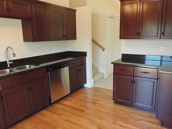 5th image of 7533 W Glenshire Dr