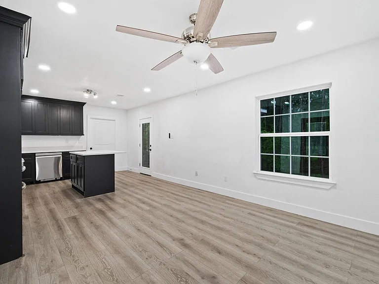 17411 Rolling Hill Ln — Photo 5