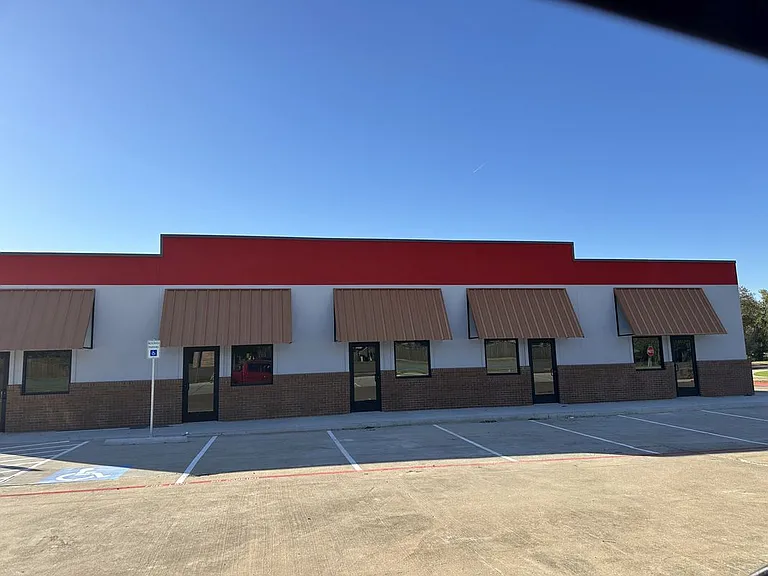 678 N FM 120 — Photo 3