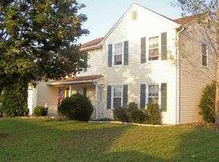 5 Woodmere Ct, Barnegat, NJ 08005