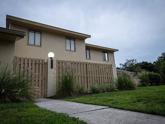 4th image of 9011 Pebble Creek Dr
