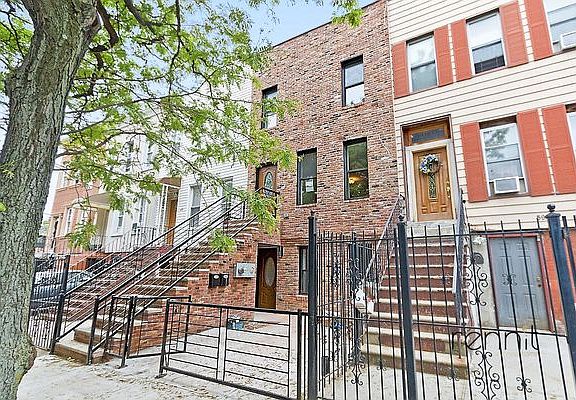 4th image of 591 Van Buren St #1