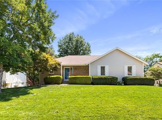 1509 NE Westwind Dr, Lees Summit, MO 64086