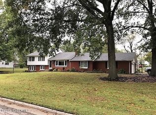 901 Angelas Ct, California, MO 65018