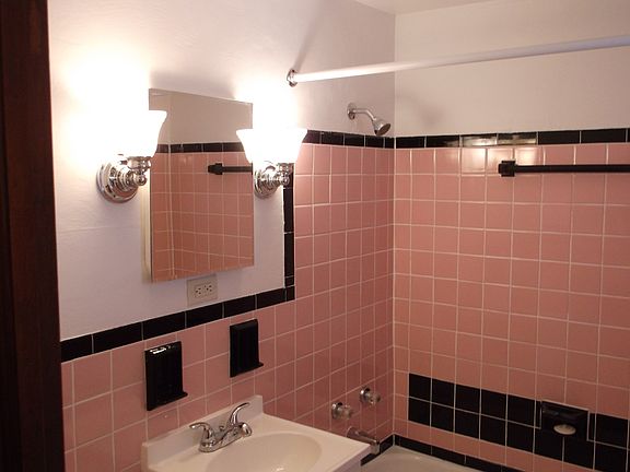 5th image of 2976 Voelkel Ave APT 17