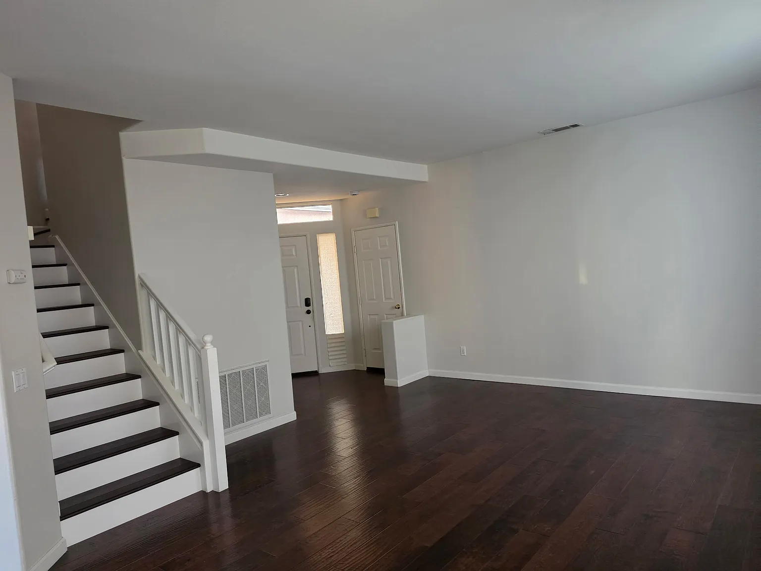 9420 Capricorn Way — Photo 2