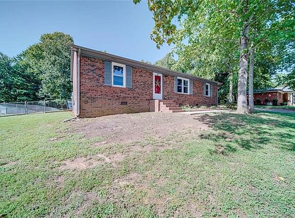 2nd image of 126 Colony Dr