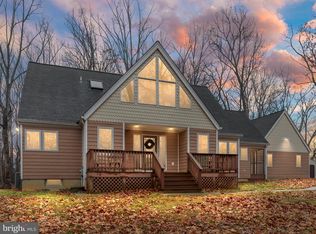 142 Long Marsh Ln, Charles Town, WV 25414