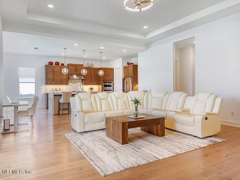 279 Bismarck Palm Rd — Photo 8