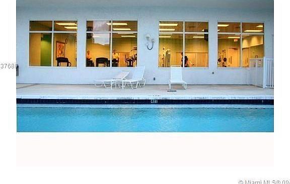 5th image of 1200 Brickell Bay Dr #L3404