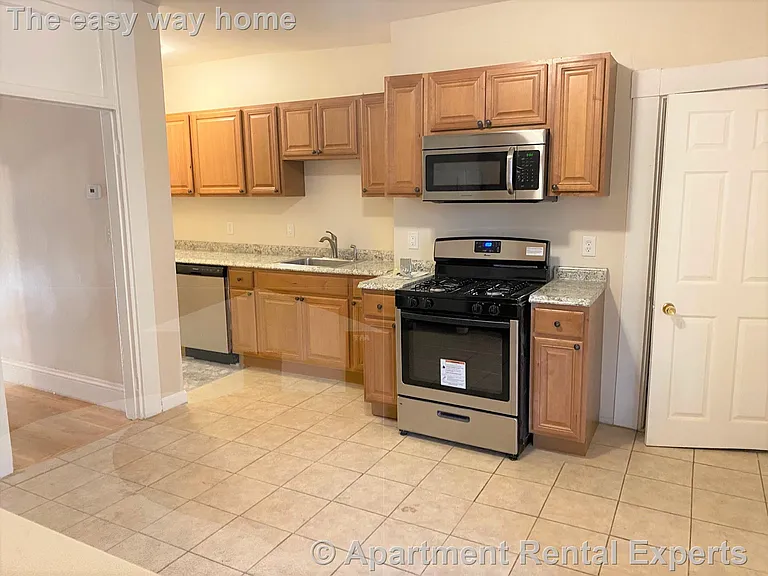 90 Norfolk St #3 — Photo 1