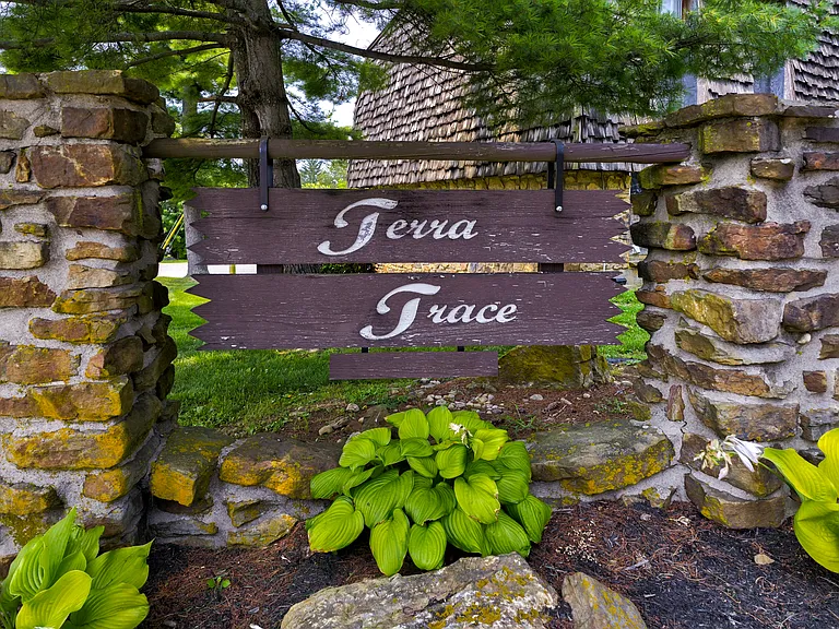 Terra Trace Apartments — Photo 39
