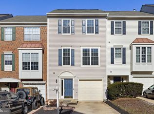 45548 Reading Ter, Sterling, VA 20166