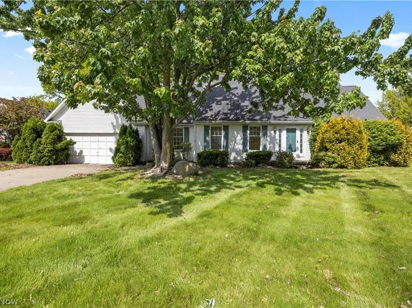 722 Jaycox Rd, Avon Lake, OH 44012
