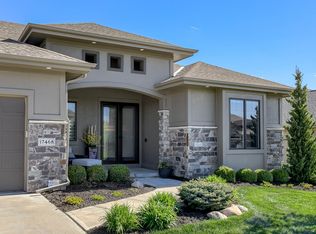 17468 Ridgemont St, Omaha, NE 68136