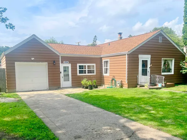 1264 Raymond St, South Elgin, IL 60177