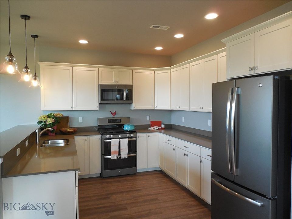 1st image of 2645 Blackbird Ln