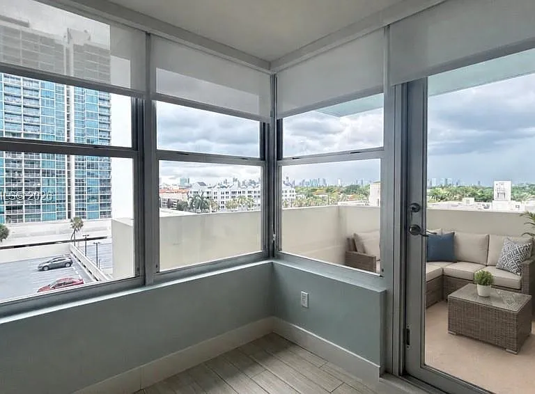 2899 Collins Ave #724 — Photo 13