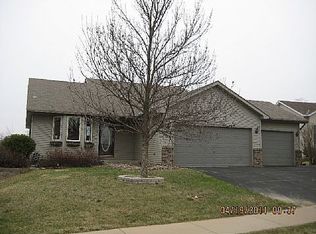 6197 S Park Dr, Savage, MN 55378