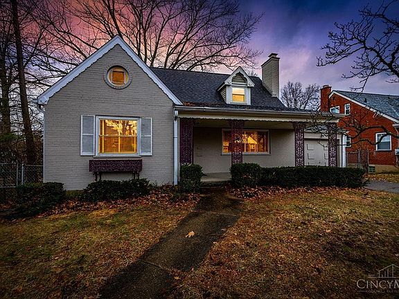 2nd image of 1323 Beechmeadow Ln