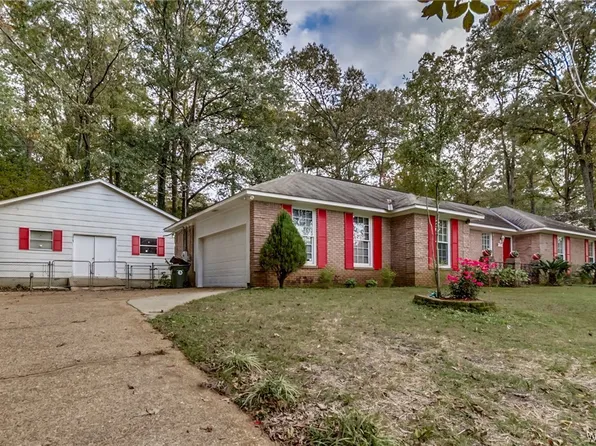 4321 Timberdale Dr, Tuscaloosa, AL 35404