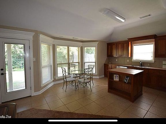 2nd image of 38 Southwind Blvd