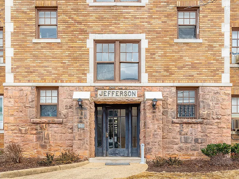 Entrance to the Jefferson