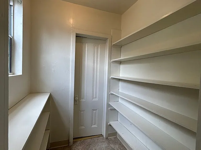 153 Locust Ave — Photo 15