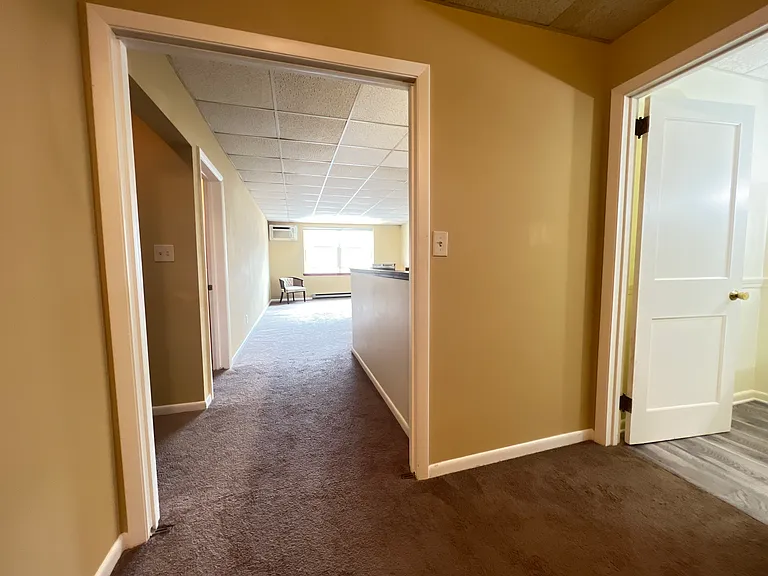 525 N 3rd St #3 — Photo 23