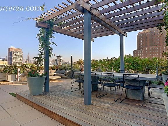 5th image of 27 N Moore St APT 7B