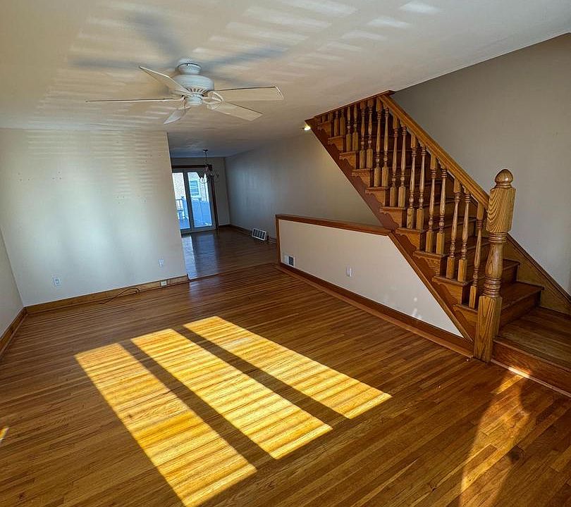 1st image of 251 Revere Rd