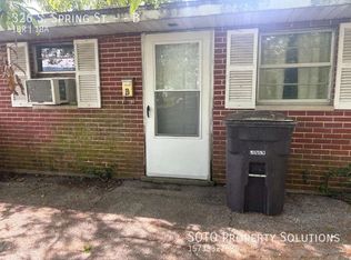 326 S Spring St APT B, Perryville, MO 63775