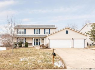 1707 Monet Dr, Dardenne Prairie, MO 63368