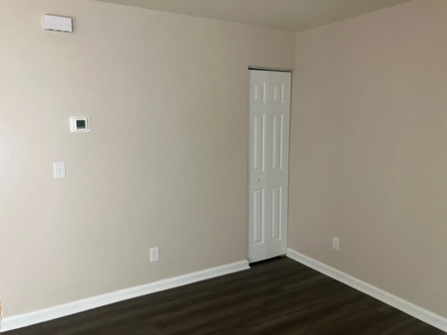 1 bed, 1.0 bath, 649 sqft, $700 — Photo 3