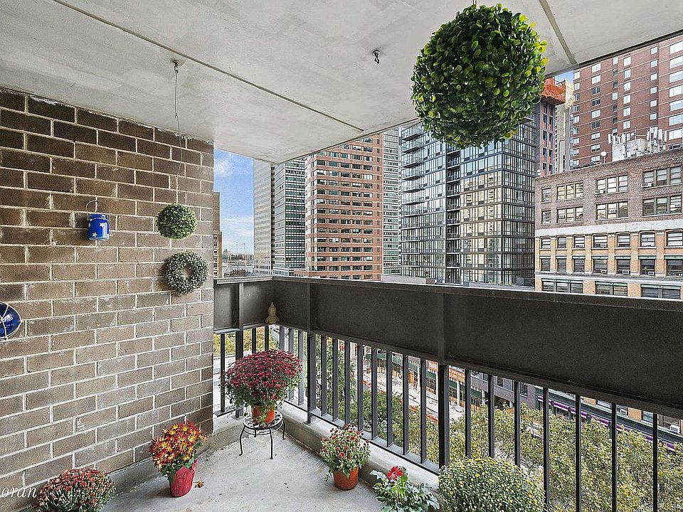 1st image of 77 Fulton St APT 11J