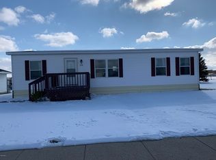 2318 10th Ave SW, Watertown, SD 57201