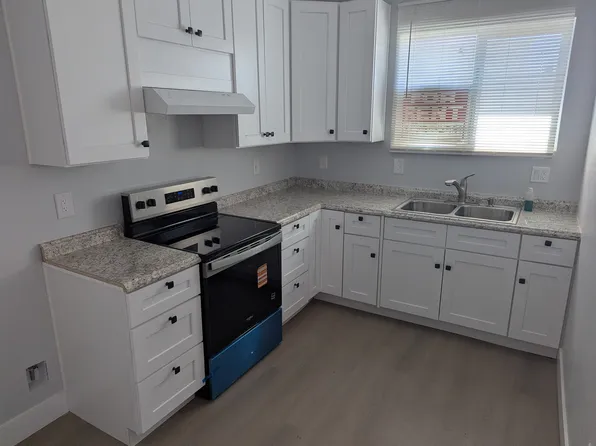 1423 Glenwood Dr, Bakersfield, CA 93306