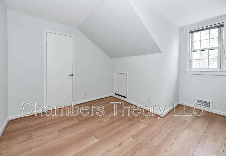 3279 S Stafford St #B2 — Photo 23