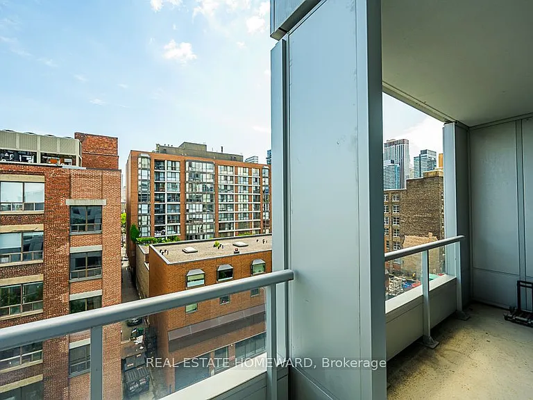 38 Cameron St #610 — Photo 41
