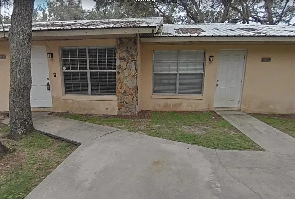 2021 Melady Ave