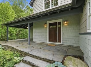 18 Evening Star Dr, Amherst, MA 01002