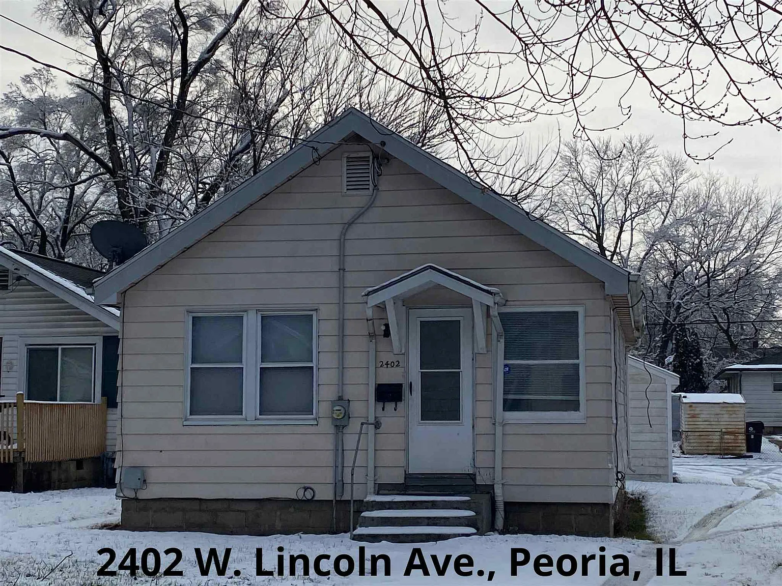 2402 W Lincoln Ave photo 1