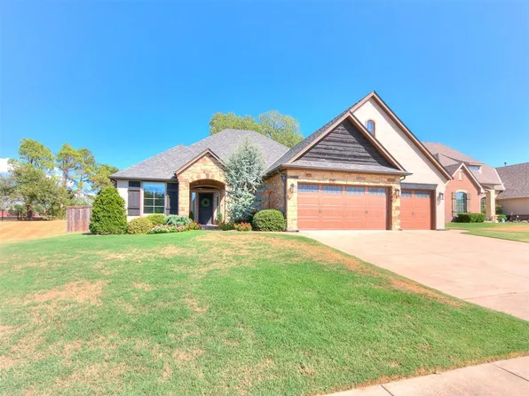 2612 Cheval Pointe Dr, Edmond, OK 73034