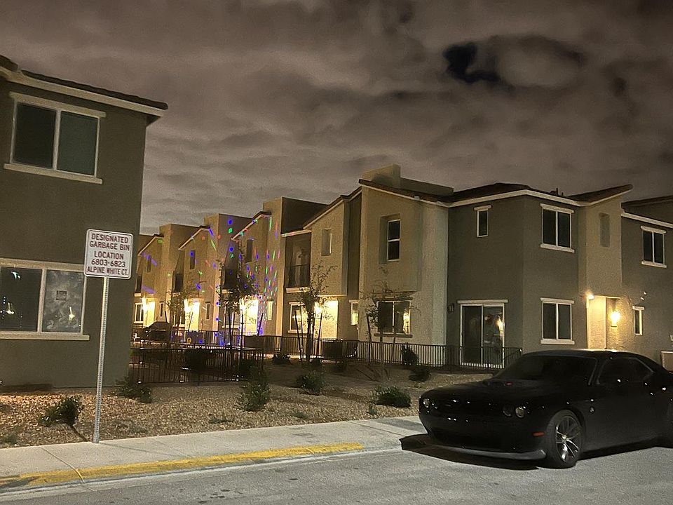 1st image of 6816 Surf Green Ct