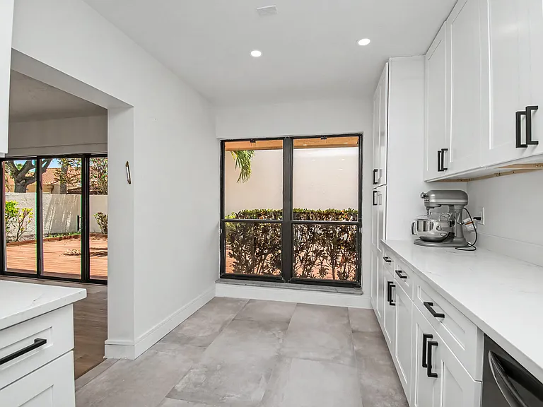 21440 Campo Allegro Dr — Photo 18