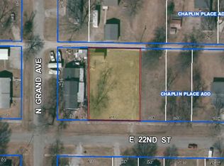 505 E 22nd St, Pittsburg, KS 66762