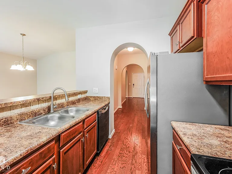 70 Briar Ridge Ln — Photo 8