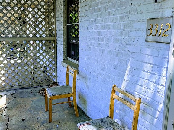 2nd image of 3312 Ellwood Ave APT B