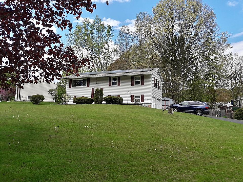 1st image of 2 Lamplighter Ln
